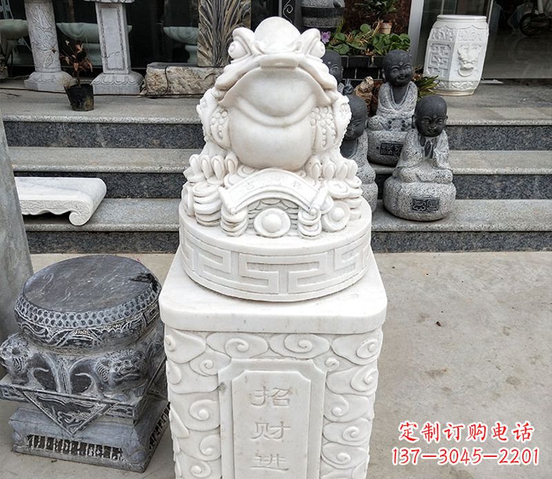 烟台金蟾立柱石动物雕塑