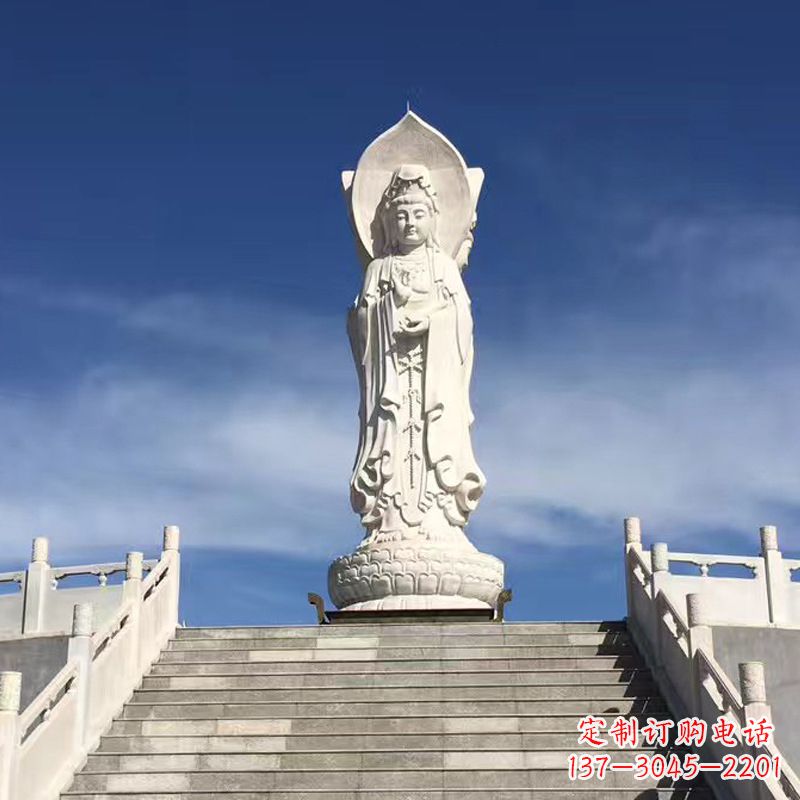 烟台专业定制三面观音石雕景观雕塑