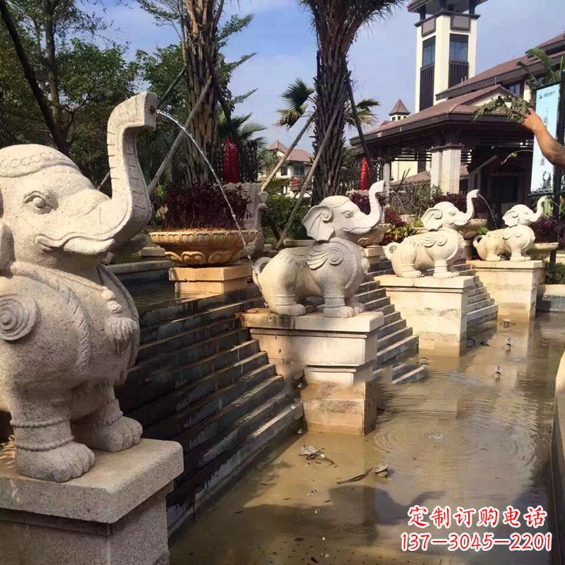 烟台雕刻精美的大象雕塑