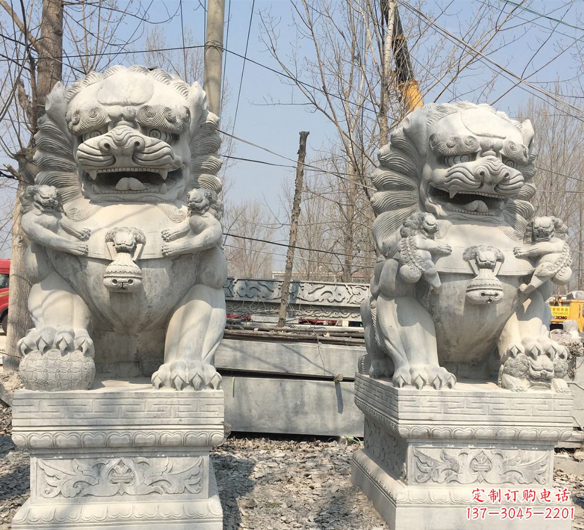 烟台中领雕塑让狮子石雕神圣而庄严