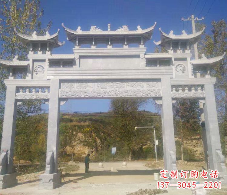 烟台中领雕塑:精雕制作仿古石牌坊石雕