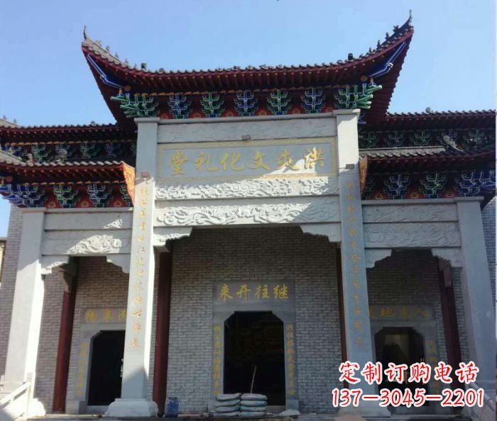 烟台景区三门石雕牌楼,精美绝伦的艺术之作
