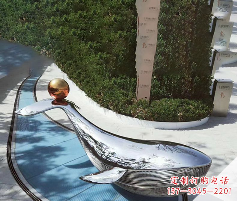 烟台镜面不锈钢海豚,一种质感的诠释