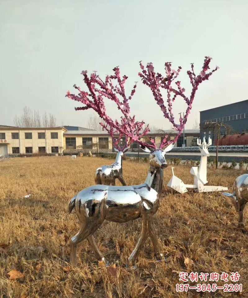 烟台镜面不锈钢梅花鹿雕塑,一款极致的雕塑体验