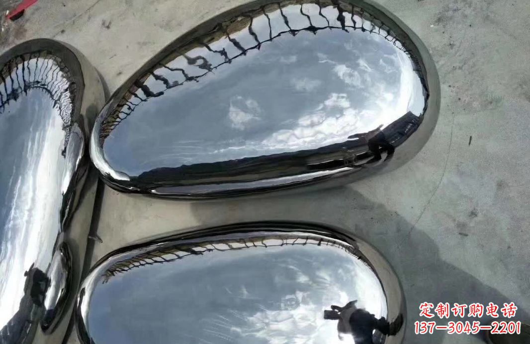 烟台镜面水滴不锈钢雕塑