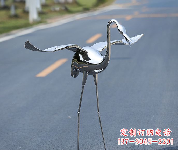 烟台中领雕塑:酒店装饰精美仙鹤雕塑