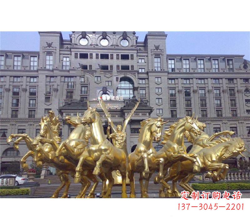 烟台酒店门口阿波罗战车景观铜雕