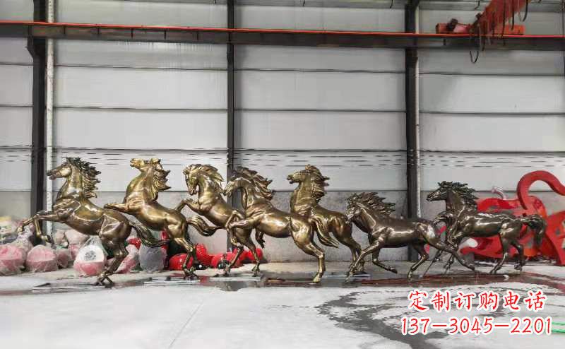 烟台骏马奔腾玻璃钢动物雕塑户外摆件