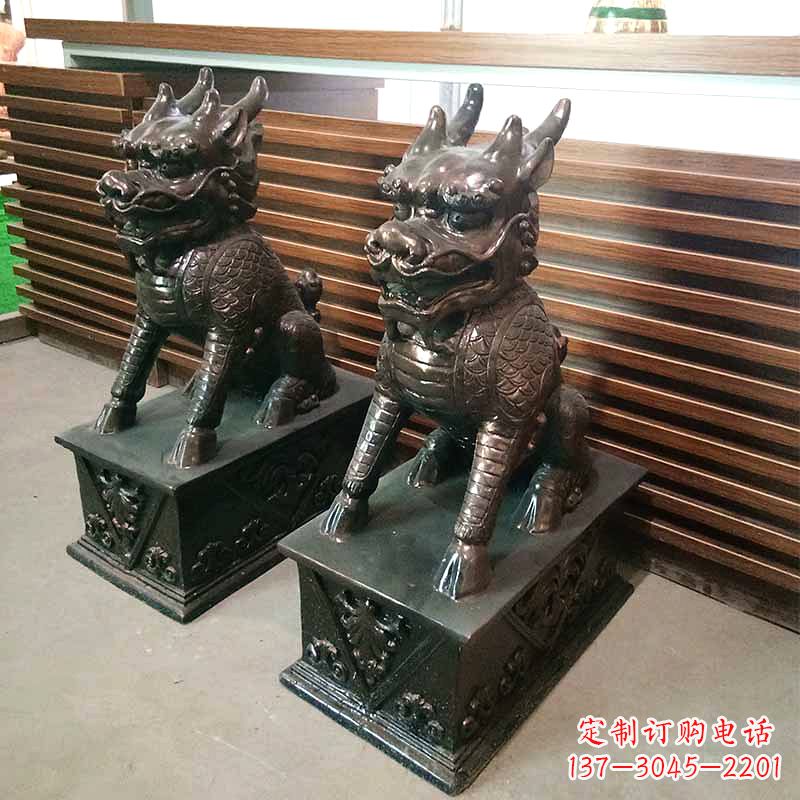 烟台饰你家门口的瑞祥麒麟雕塑