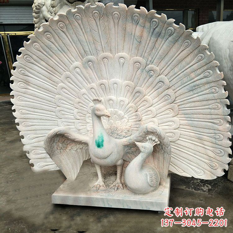烟台汉白玉孔雀雕塑,传统工艺精致塑造
