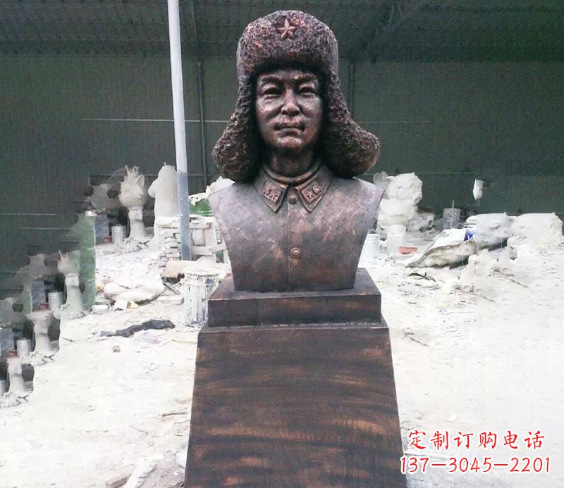 烟台风采灿烂，无与伦比的雷锋雕塑