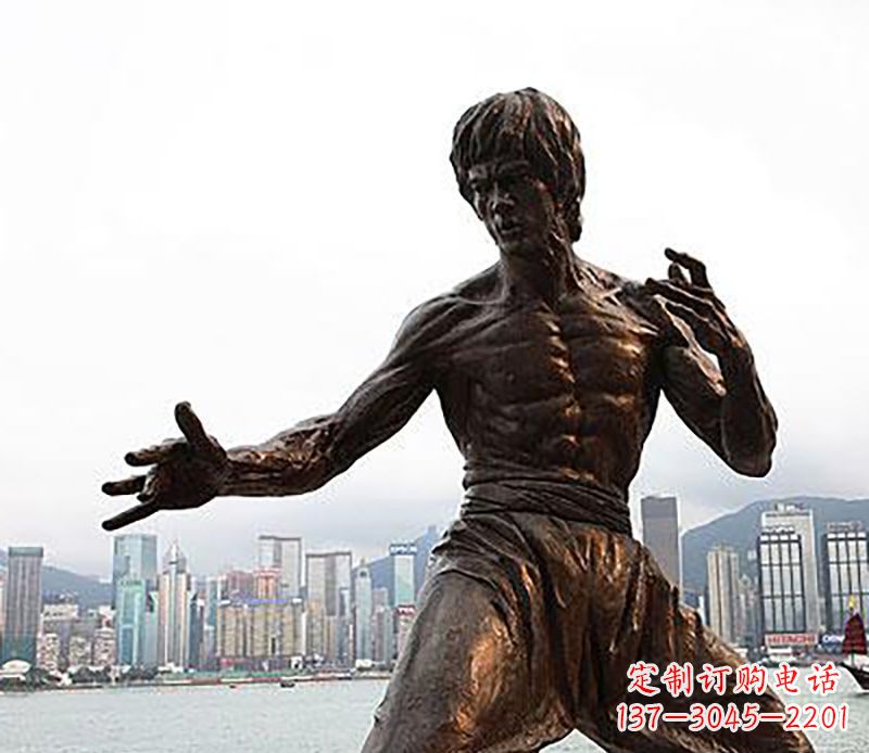 烟台李小龙铜雕,为您展现明星的精彩!