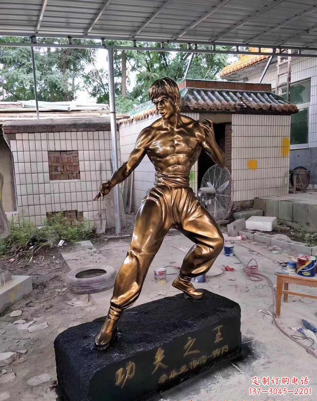 烟台传承经典,荣耀李小龙——中领雕塑李小龙人物铜雕