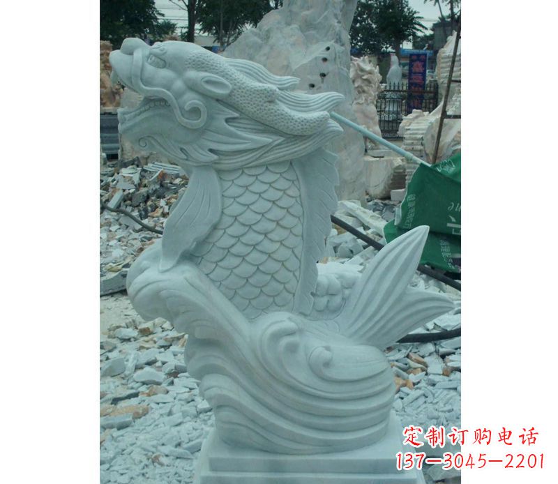 烟台引领潮流,定制你的专属鲤鱼雕塑