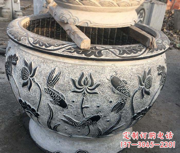 烟台中领雕塑-仿古圆水缸雕塑