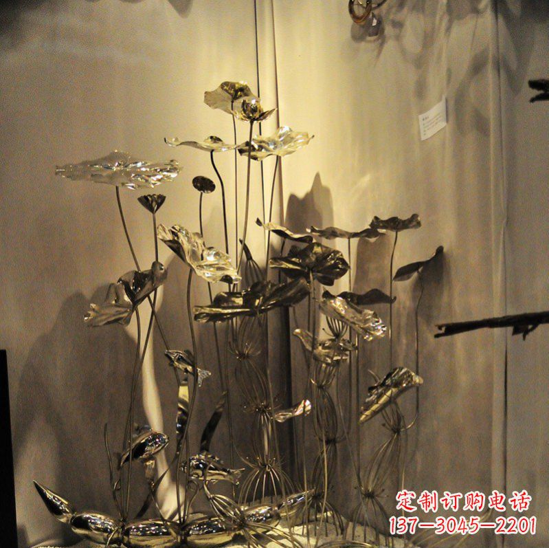 烟台莲花雕塑-造型优雅,精致美观