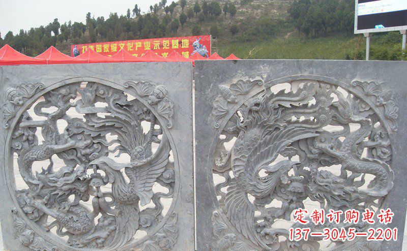 烟台龙凤呈祥公园景观石雕--精美绝伦的龙凤陪伴