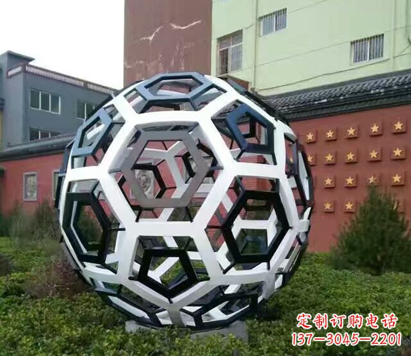 烟台中领雕塑定制足球公园不锈钢雕塑