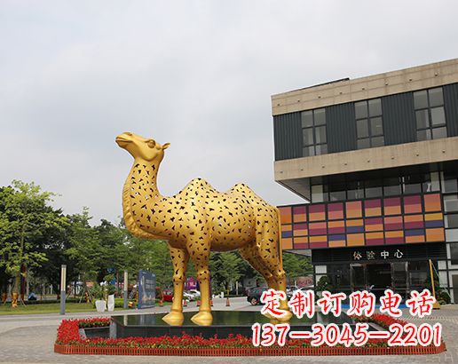 烟台闪亮可爱的不锈钢骆驼雕塑