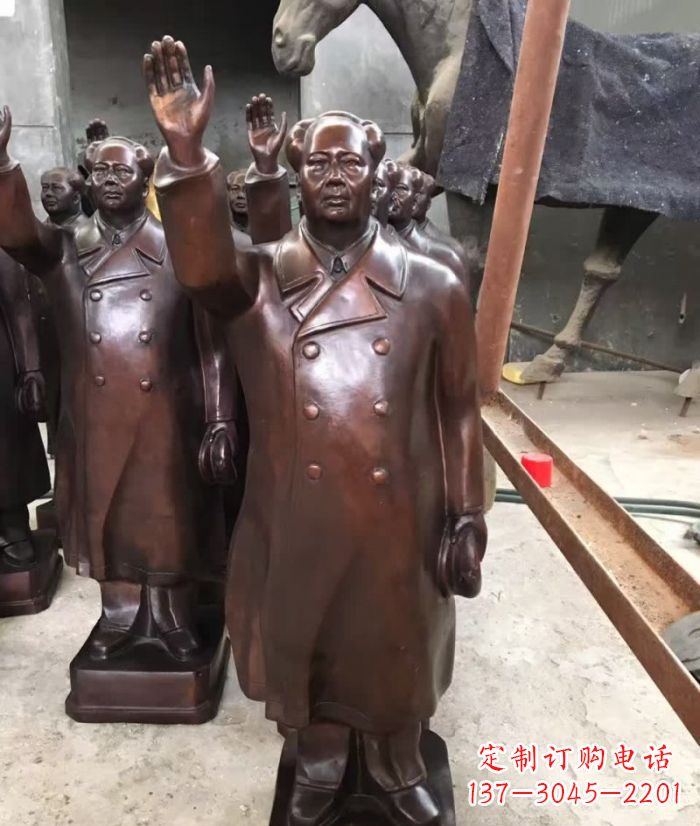 烟台毛主席挥手铜雕 (2)