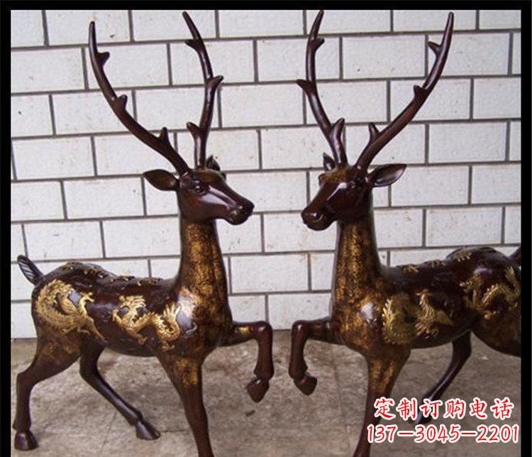烟台中领雕塑梅花鹿玻璃钢动物雕塑是一款造型精…