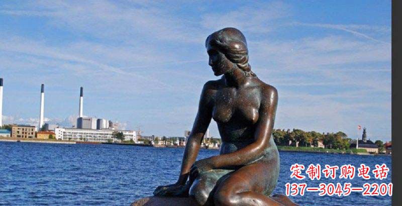 烟台欣赏优雅妩媚的美人鱼铜雕
