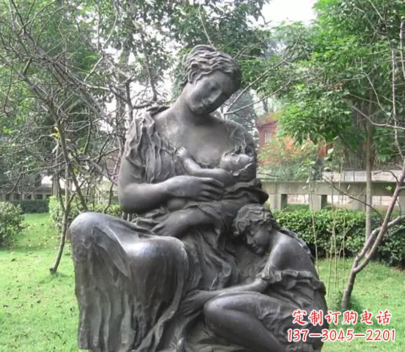 烟台母亲喂奶公园人物铜雕