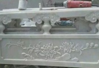 烟台汉白玉花朵浮雕栏板，精致深具视觉立体感
