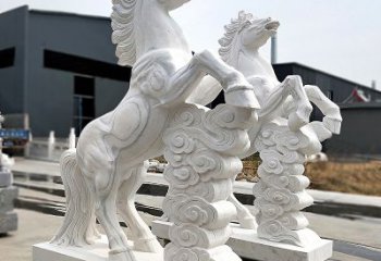 烟台精美马踏祥云石雕，栩栩如生