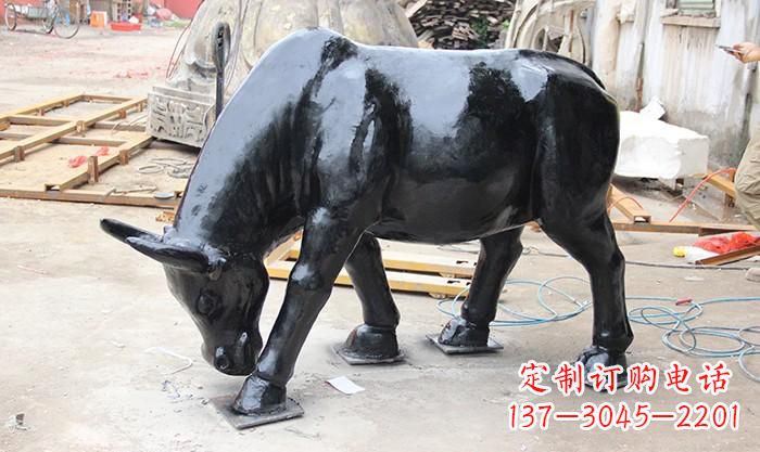 烟台把传统牧场风情带回家,领雕塑的艺术牛雕塑等你来!