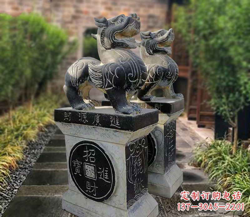 烟台貔貅石雕小区看门雕塑