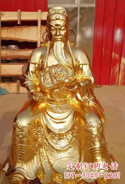 烟台传承经典,漆金关公神像雕塑
