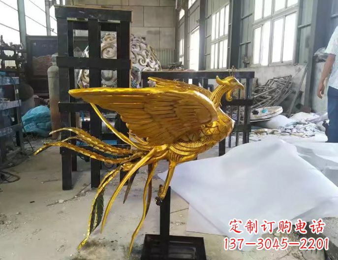 烟台精美凤凰雕塑漆金无双