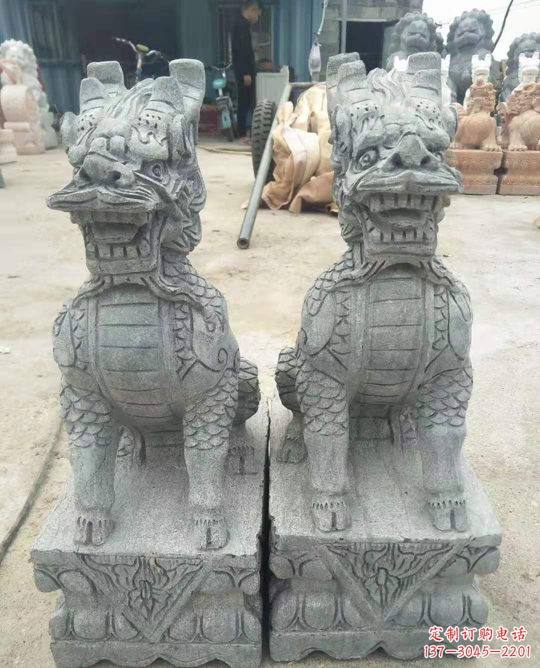 烟台古典雅致的麒麟石雕