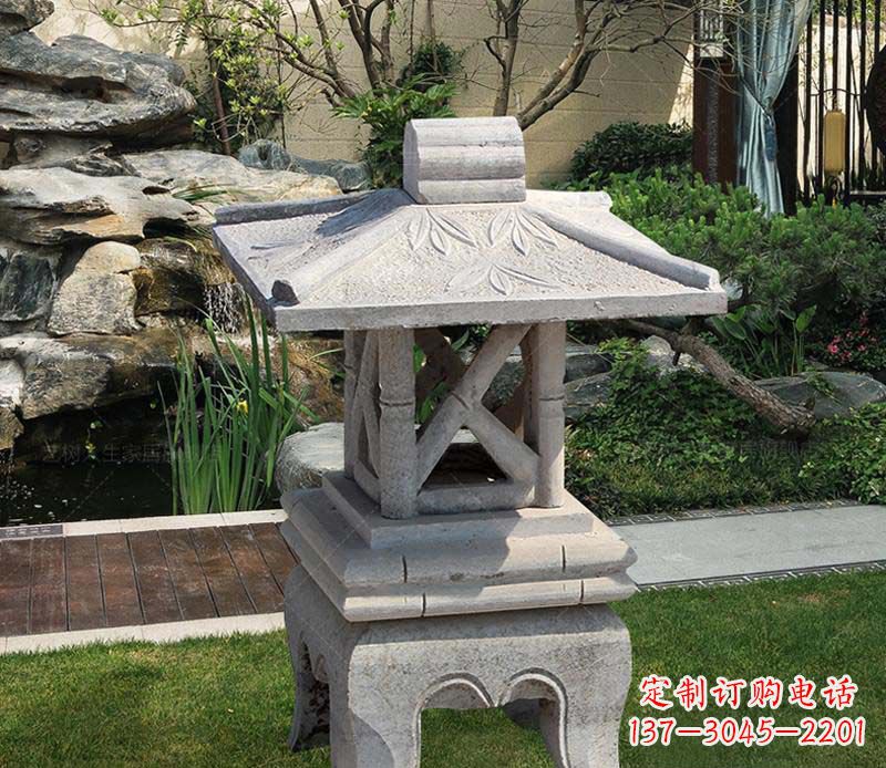 烟台青石草坪照明灯——装点环境的美丽石灯雕塑