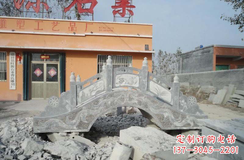 烟台青石仿古拱桥雕塑,令领雕塑为您打造