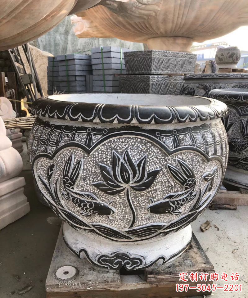 烟台青石仿古荷花水缸雕塑