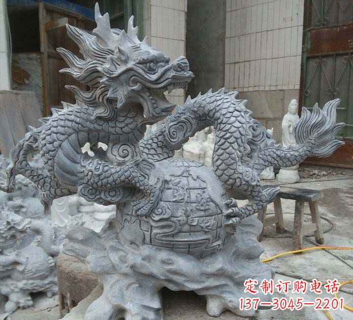 烟台传统文化的艺术品——青石龙雕塑
