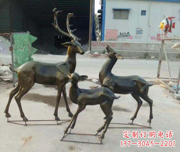 烟台群雄逐鹿,铸就精致鹿雕