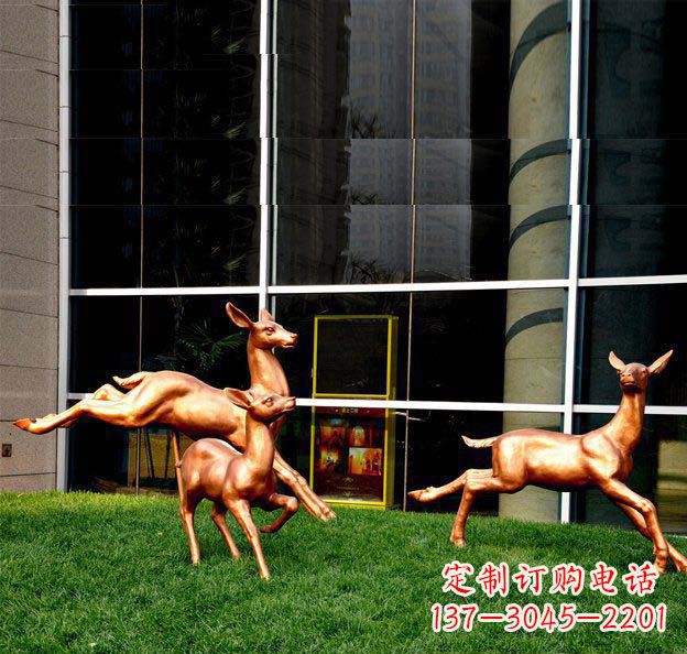 烟台铜质动物雕塑:引人眼球的定制之选