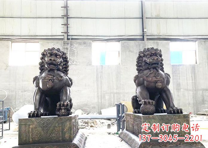 烟台中领雕塑专业生产高端铜狮子雕塑。狮子雕塑…