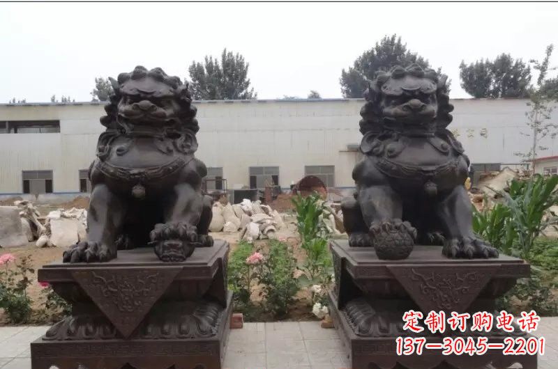 烟台狮子铜雕像