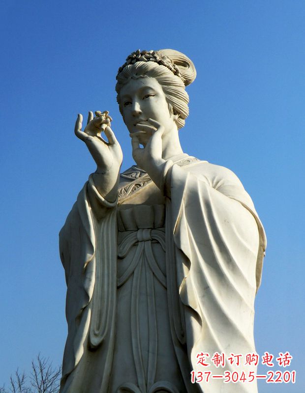 烟台精美绝伦的古代美女雕像