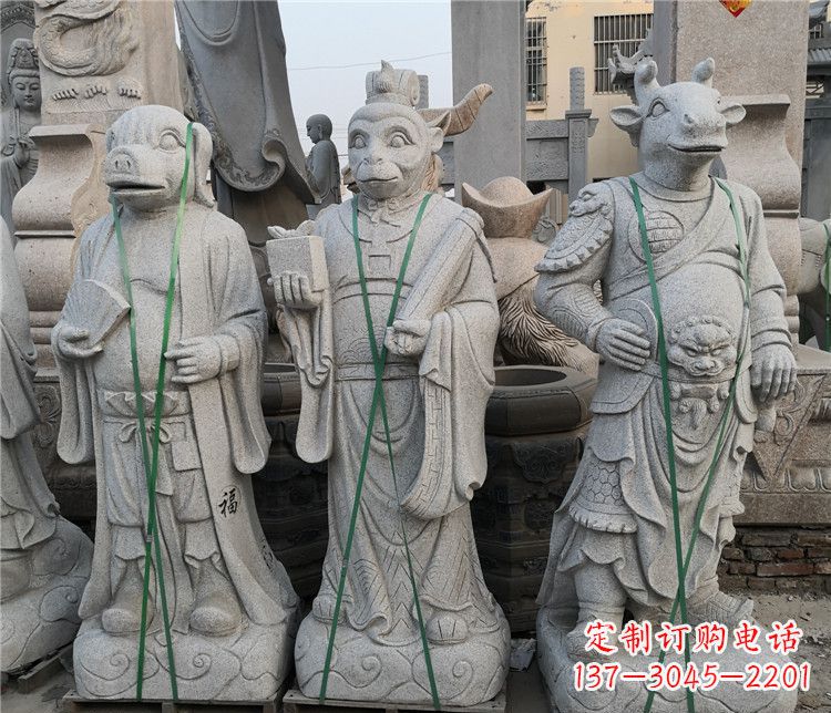 烟台十二生肖动物石雕,悦目明快!