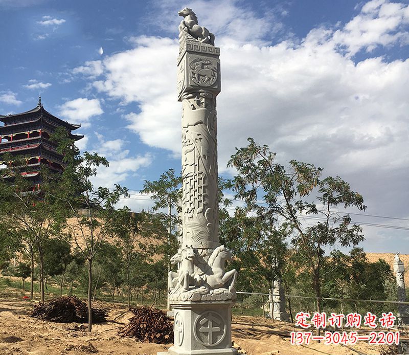 烟台十二生肖午马柱石雕,深刻铭刻你的特殊瞬间