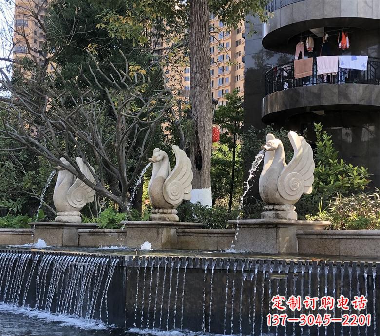 烟台石材喷水鹅 园林动物石雕景观摆放 水池石天鹅