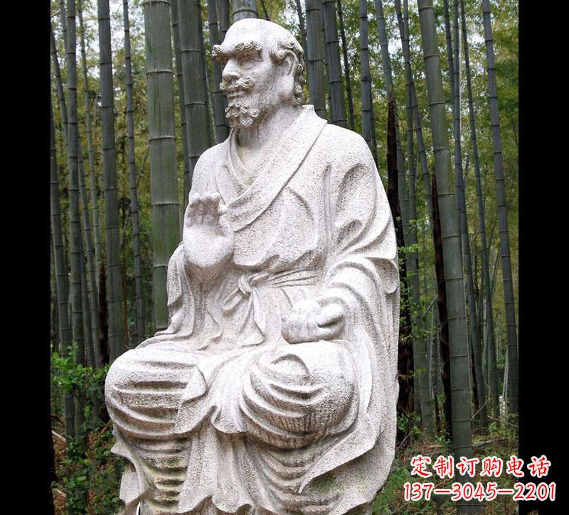 烟台中领雕塑是一家专业的雕塑定制厂家,专注于…