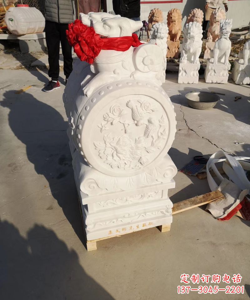 烟台中领雕塑出品:石雕招财大象雕塑