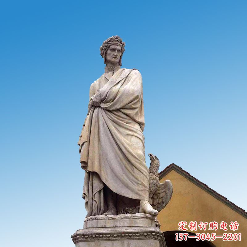 烟台纪念伽利略的圆润雕塑