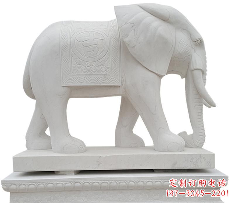 烟台石雕公园立式动物大象
